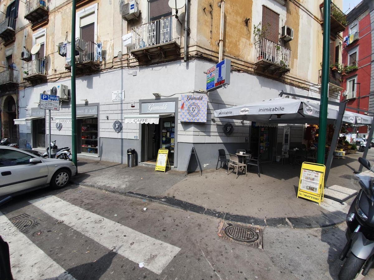Dimora Costantino Panzió Nápoly Kültér fotó